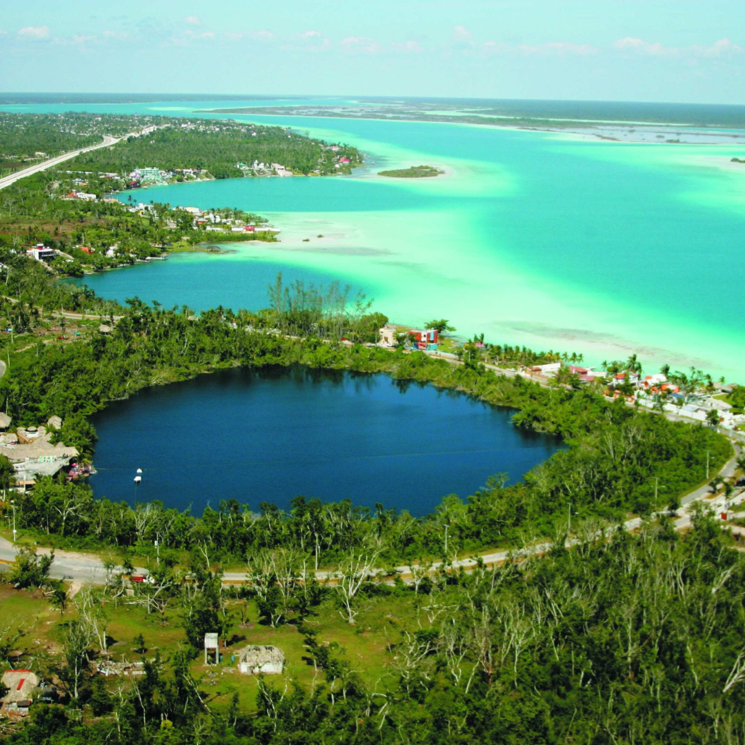 Bacalar Laguna de los siete colores, hoteles y naturaleza